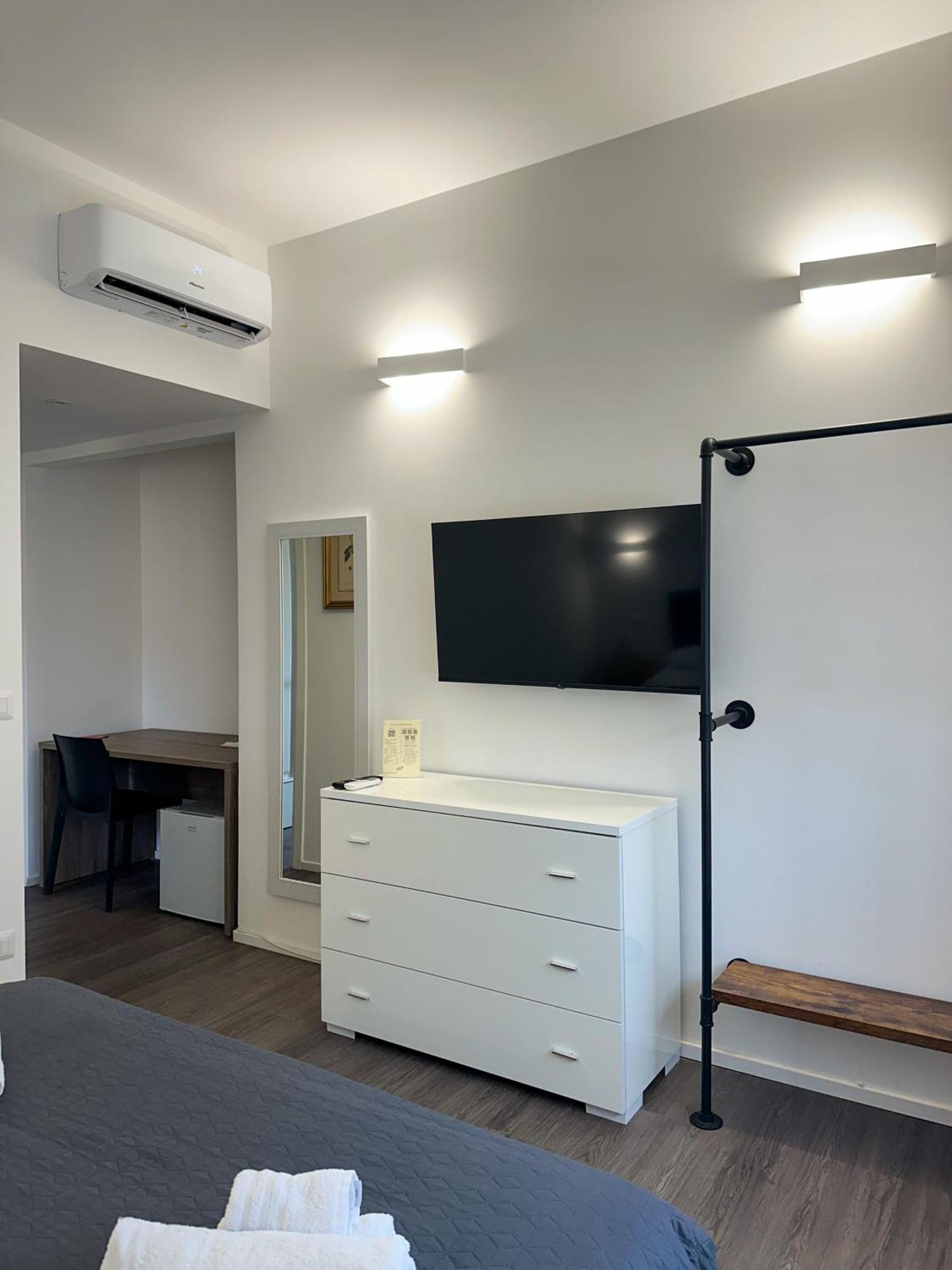 Dante 134 Rooms Cagliari Eksteriør billede